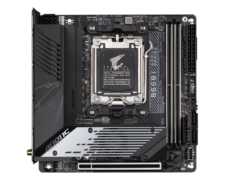 Gigabyte B650I AORUS ULTRA — 1