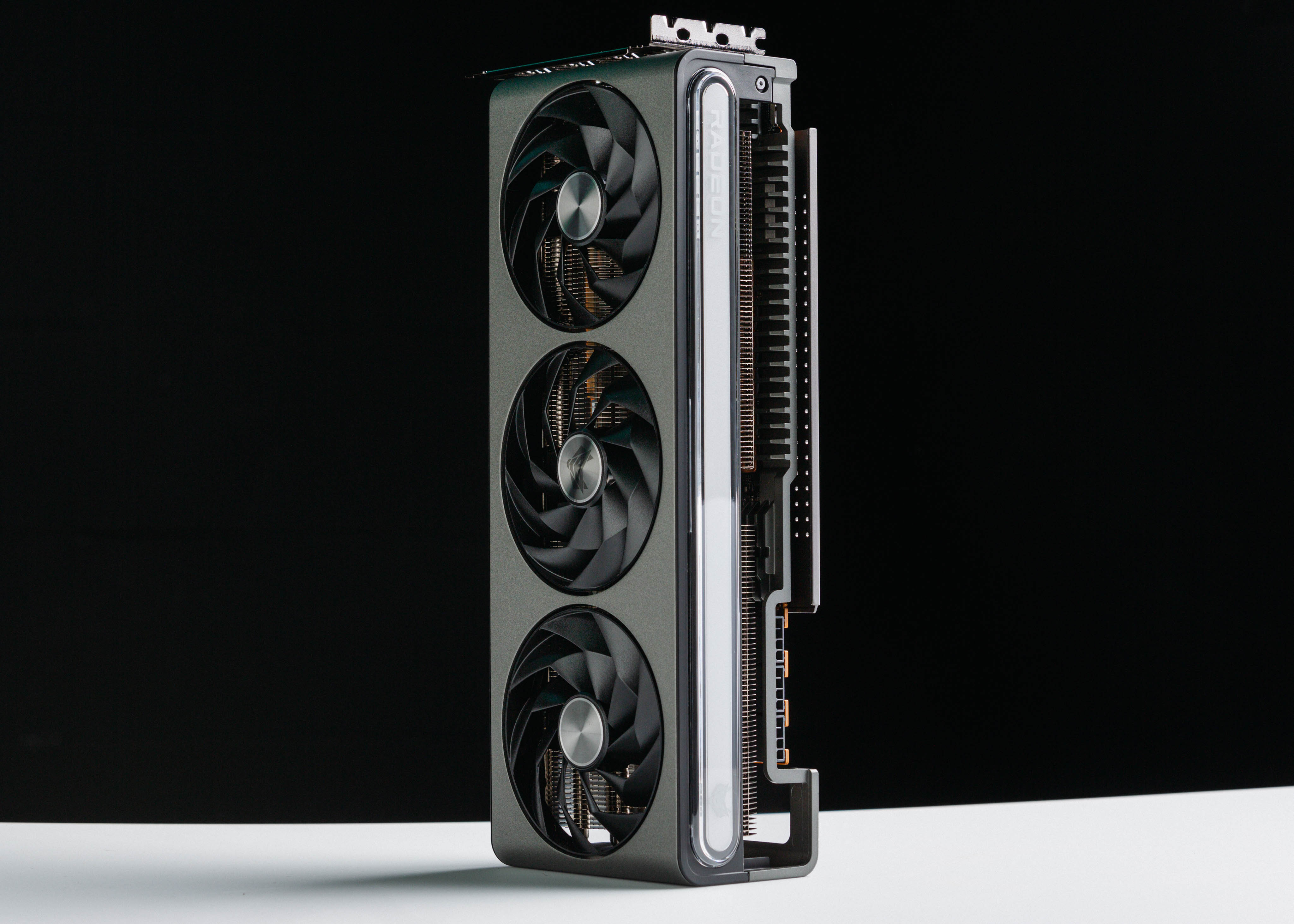 SAPPHIRE NITRO+ AMD Radeon RX 7900 XTX VAPOR-X 24GB (11322-01