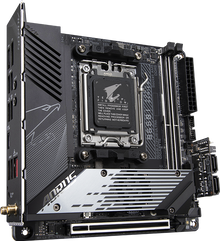 GIGABYTE B650I AORUS ULTRA — angle