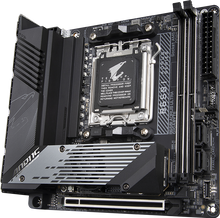 GIGABYTE B650I AORUS ULTRA — rear I/O