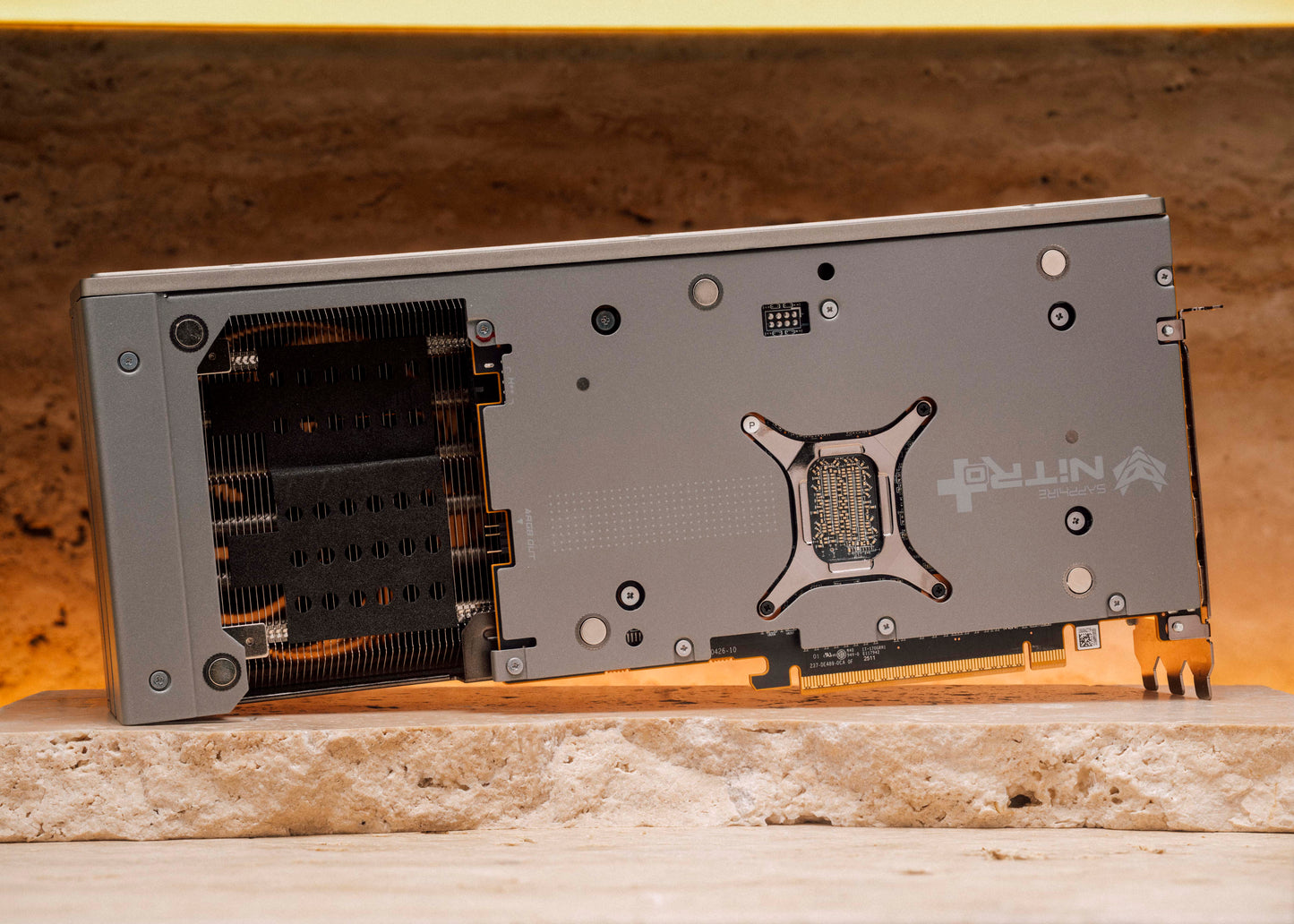 SAPPHIRE NITRO+ AMD Radeon RX 9070 XT 16GB GDDR6 (11348-01)