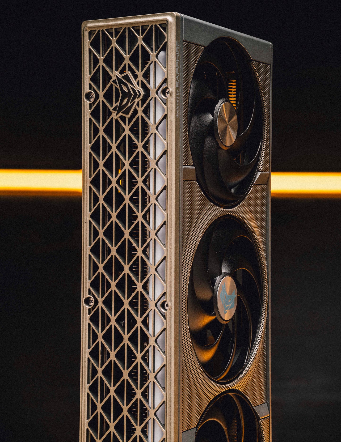 SAPPHIRE NITRO+ AMD Radeon RX 9070 XT 16GB GDDR6 (11348-01)