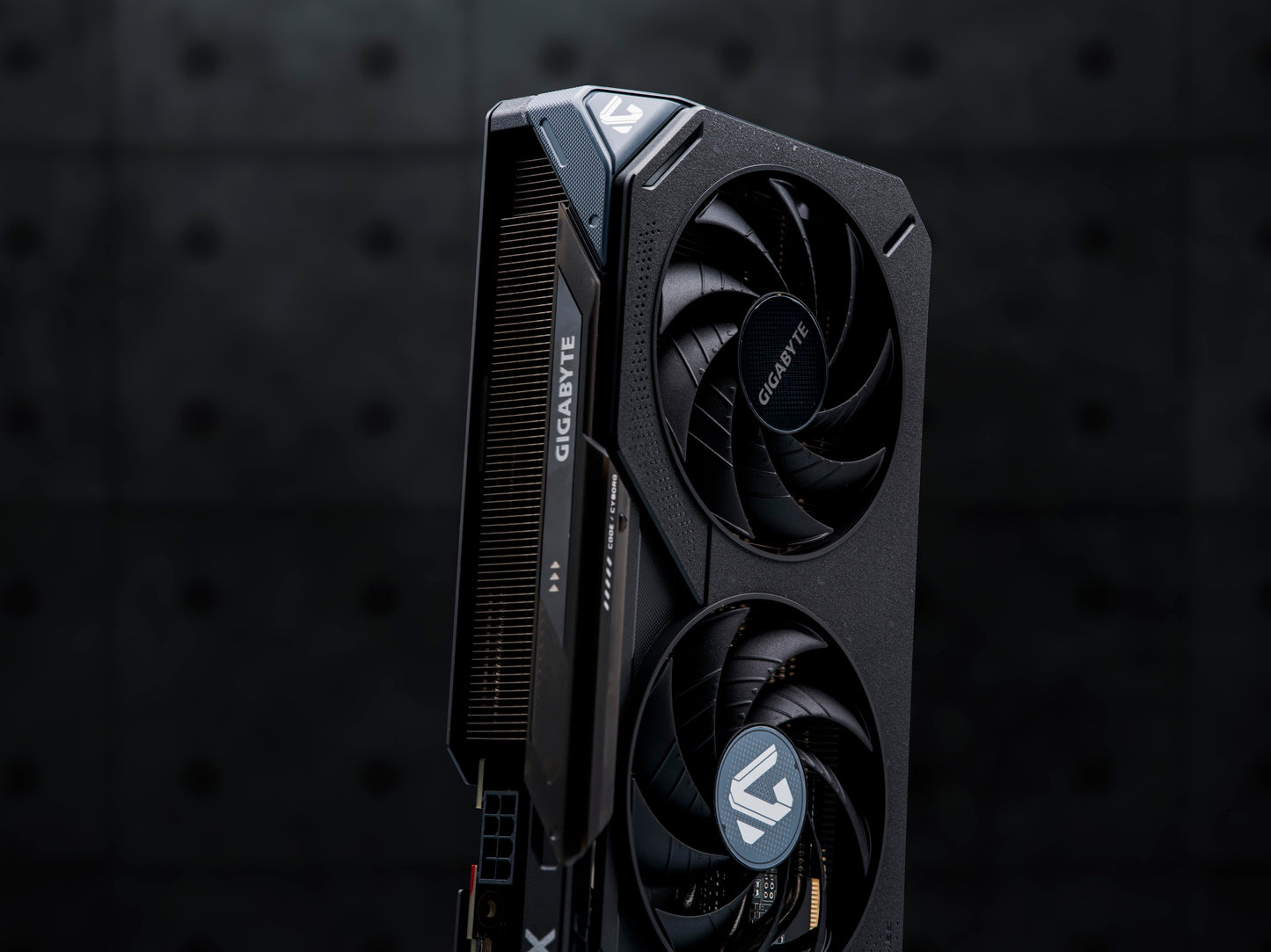 GIGABYTE GeForce RTX 5060 Ti Gaming OC 16GB GDDR7 [GV-N506TGAMING OC-16GD]