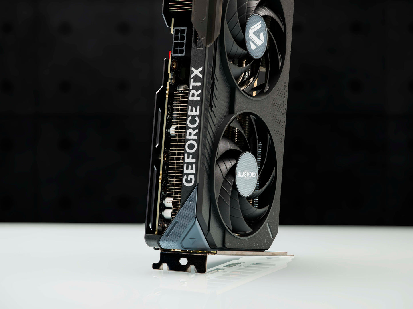 GIGABYTE GeForce RTX 5060 Ti Gaming OC 16GB GDDR7 [GV-N506TGAMING OC-16GD]