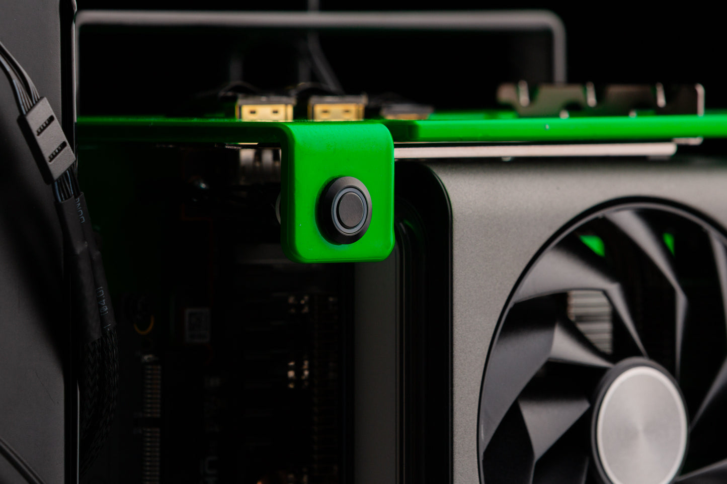 NIMBUS #001 - GREEN MACHINE - SFF - 9800x3D / 7900 XTX 24GB / 64GB / 4TB
