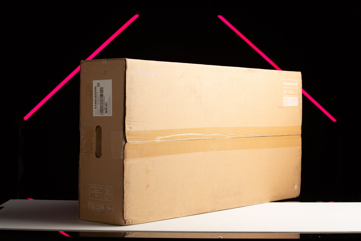 SAMSUNG 34 Odyssey G85SB QD-OLED Ultra WQHD Curved 175Hz LS34BG850SNXZA - Silver