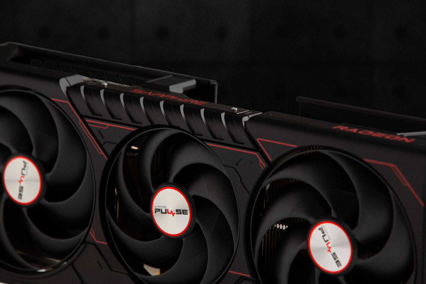 SAPPHIRE PULSE AMD Radeon RX 9070 XT 16GB GDDR6 (11348-03)