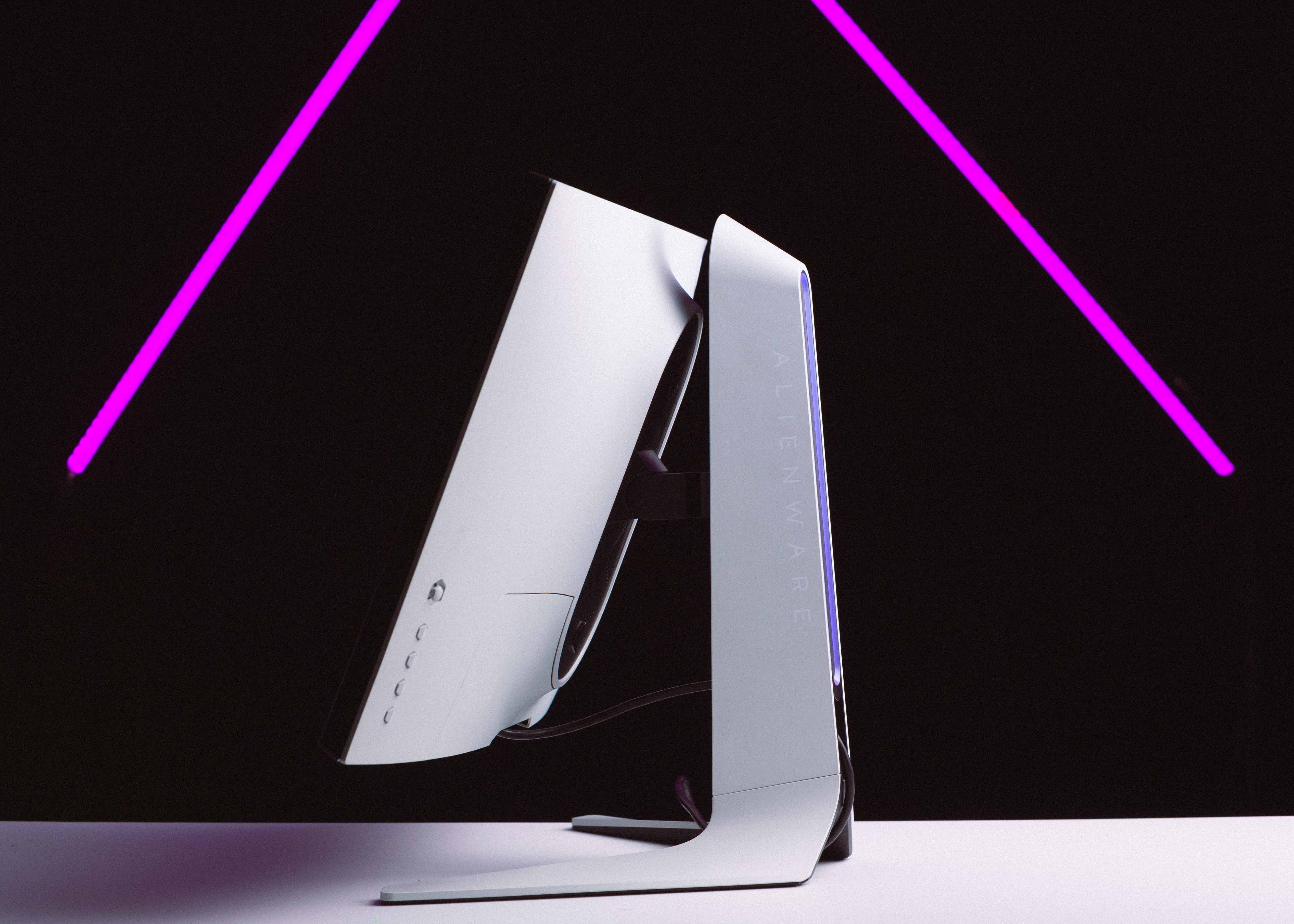 ALIENWARE 27