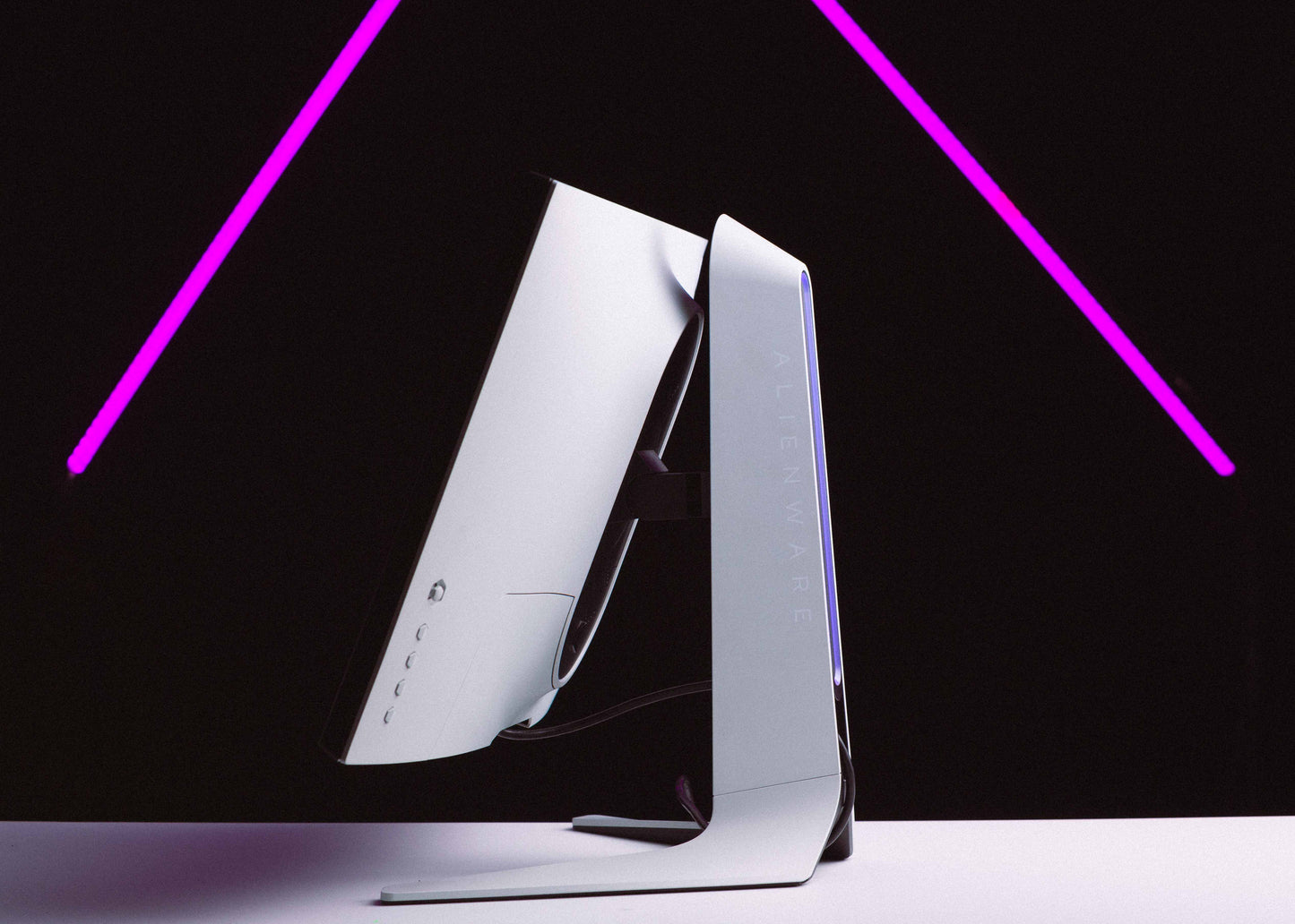 ALIENWARE 27" 16:9 240Hz FHD IPS GAMING MONITOR (AW2720HF)
