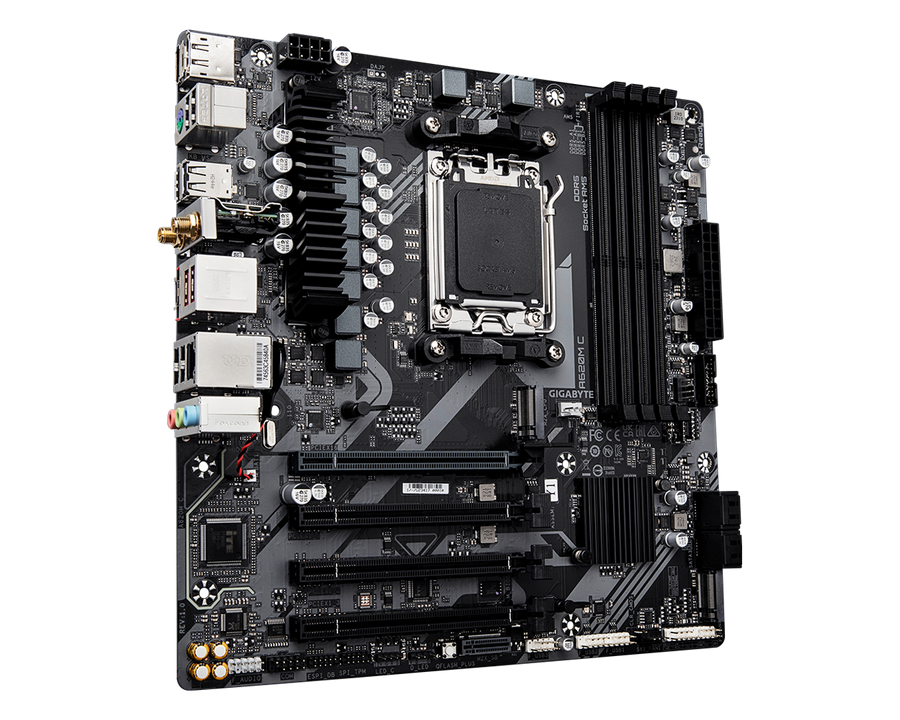 Gigabyte A620M C — 1