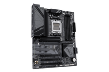 Gigabyte B650 EAGLE — 3