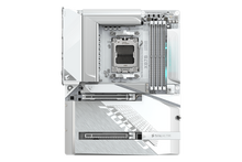 Gigabyte X870 AORUS STEALTH ICE — 1