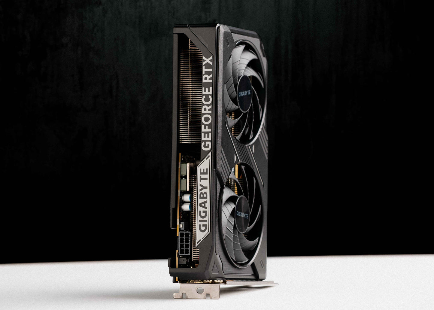 GIGABYTE WINDFORCE GeForce RTX 5060 OC 8GB GDDR7 PCI Express 5.0 ATX  (GV-N5060WF2OC-8GD)