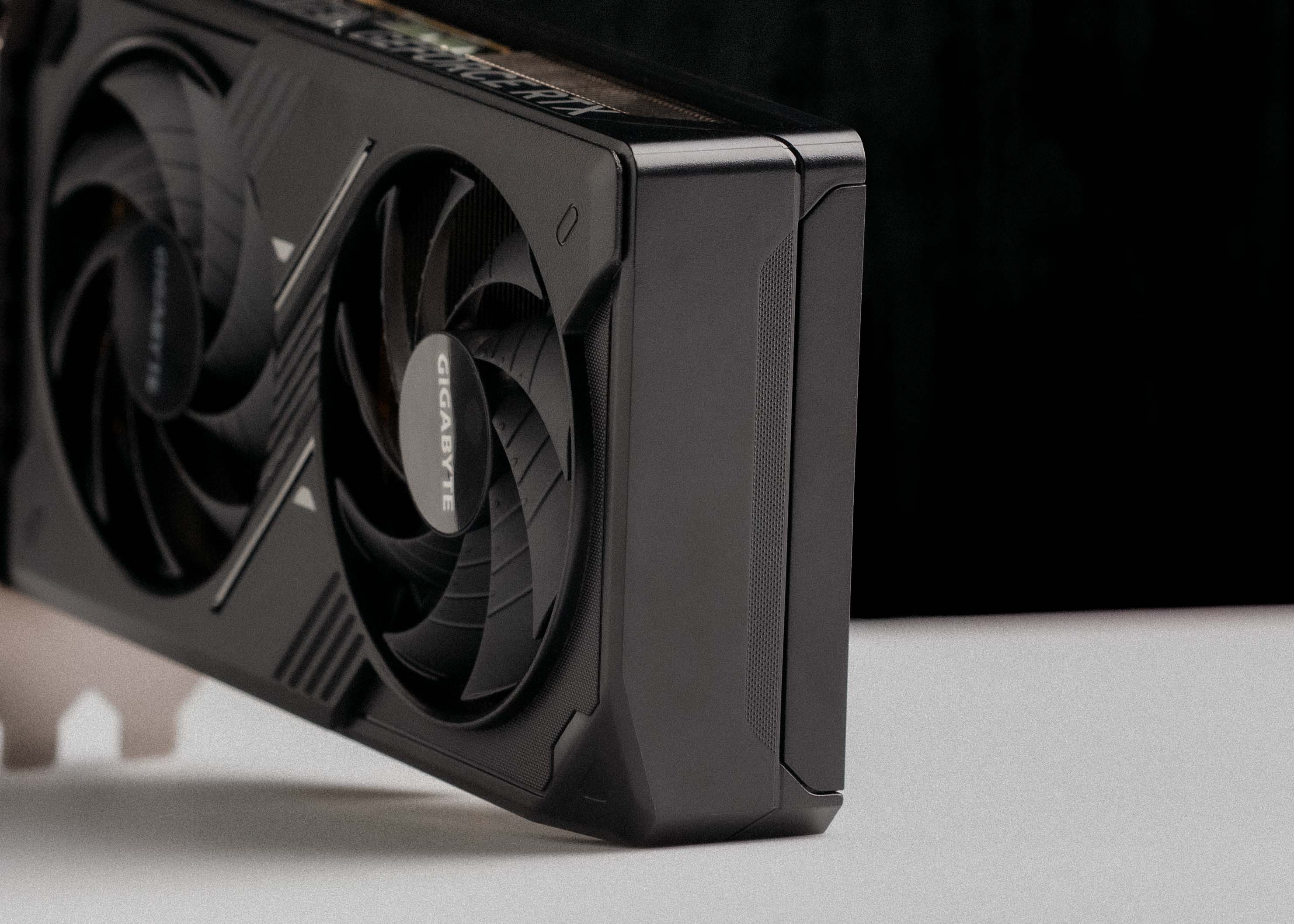 GIGABYTE WINDFORCE GeForce RTX 5060 OC 8GB GDDR7 - (GV-N5060WF2OC